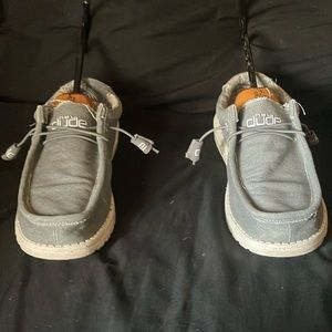 hey dudes (grey)
